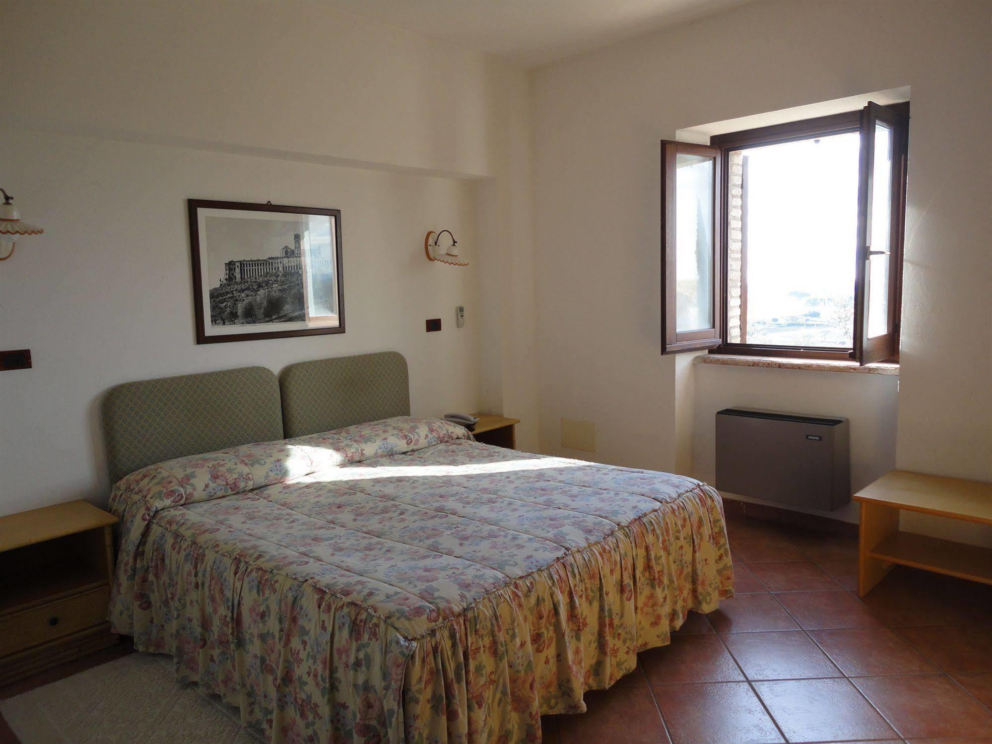 Country House Tre Esse Assisi Exterior photo